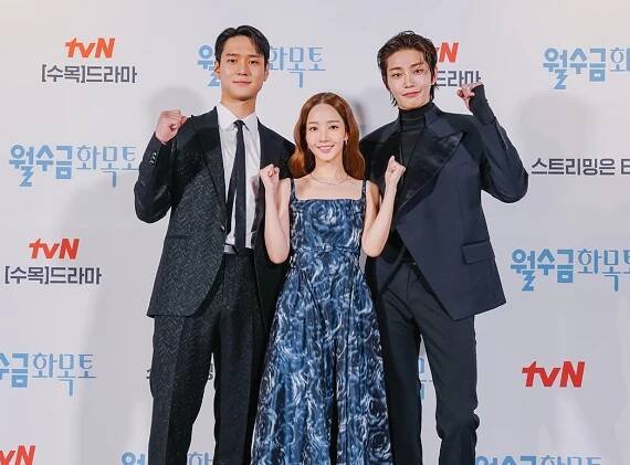 Park Min Young, Go Kyung Pyo a Kim Jae Young se těší na falešná manželství v seriálu Love in Contract. Slibují originalitu, humor a spoustu romantiky