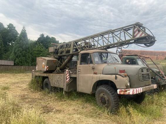 Tatra 148 autojeřáb AD 080