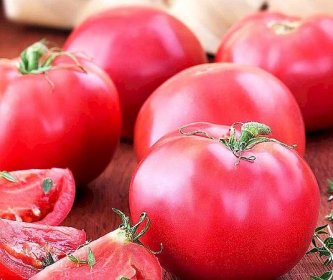 Masité sladké rajče: vlastnosti a popis odrůdy, fotografie, recenze