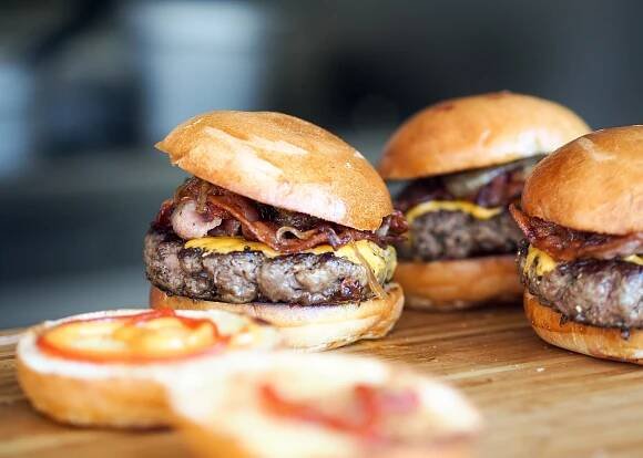 17 Major Burger Mistakes You’re Making