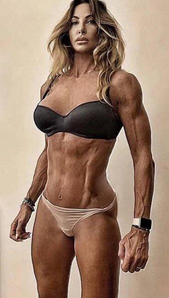 Daniela Zuccarini (40)