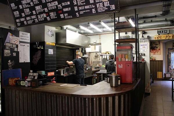 Bistro Bugr Burger v centru Olomouce