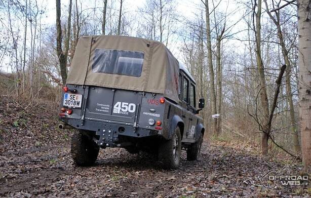 Land Rover Defender s bezestupňovou převodovkou VDS – Offroadweb.cz