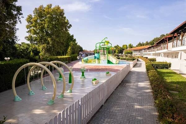 LAST MINUTE Alexandros Palace Hotel & Suites - Chalkidiki - Grécko a ostrovy - Pobytové zájazdy | TIP travel