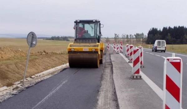 SAPA - LPJ, spol. s r.o. | Průmyslové haly, výstavba komunikací, pozemní stavby