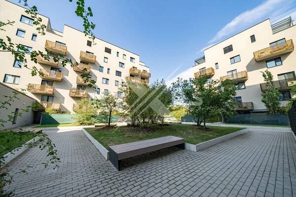 Prodej bytu 2+kk - 51 m⊃2; + balkón 4,5 m⊃2; a garážové stání, Rezidence Waltrovka, Praha 5 - Jinonice | Nyxus reality s