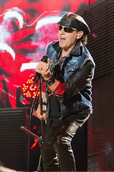 Soubor:20140801-141-See-Rock Festival 2014--Klaus Meine.JPG – Wikipedie