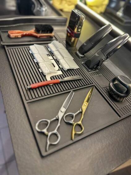 Střih, který mluví za tebe - LUCAS BARBER SHOP Ivančice