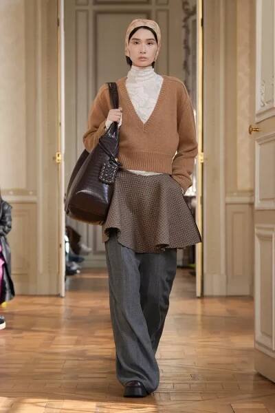 See all the looks from Ganni's AW25 collection - Vogue Scandinavia