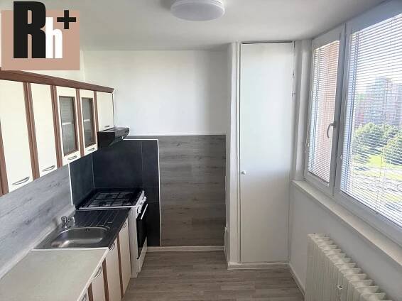 Pronájem bytu 3+1 s komorou a zasklenou lodžií, J. Kotase, Ostrava-Hrabůvka - exkluzivně v Rh+ | Reality.iDNES.cz 