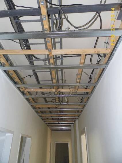Elektrikářské práce | Zedník, elektrikář, instalatér, topenář, malíř, lakýrník, sádrokartony Praha 2, 3, 4, 5, 6