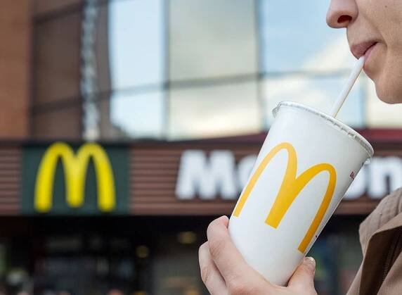 Americké fastfoody v Česku přibývají. Časté návštěvy mohou vést k obezitě - Generace 20 