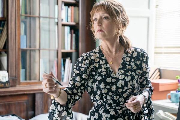Magpie Murders - Episode 6 - Z filmu - Lesley Manville