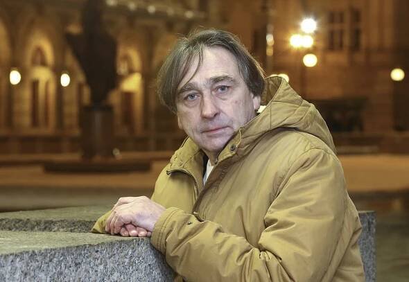 Tajemství herce Pavelky z Ulice: Podezřelý z ozbrojených loupeží na benzinkách!