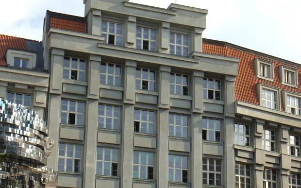 Galerie: Praha prodloužila nájem Škodova paláce: bude platit v EUR a nechce opci - Galerie - Echo24.cz