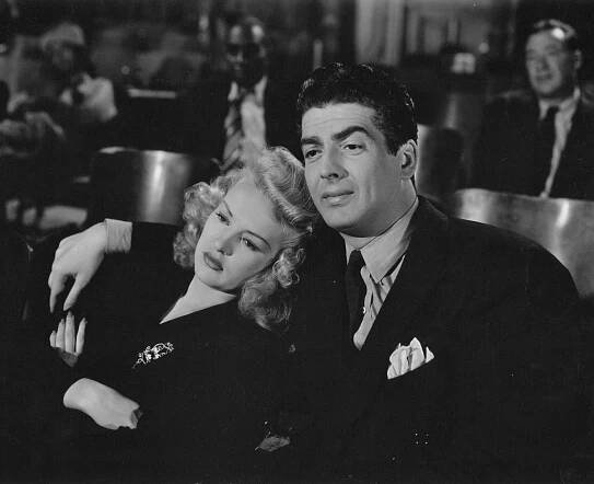 Budím se s křikem - Z filmu - Betty Grable, Victor Mature