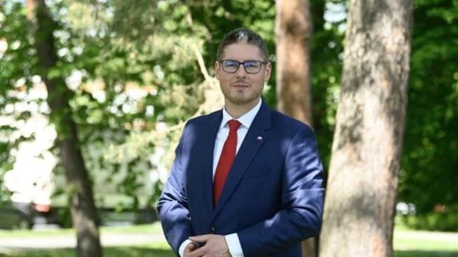 Hlaváček z ANO se vzdal mandátu europoslance. Vysvětluje to osobními důvody. Nahradí ho Kubín