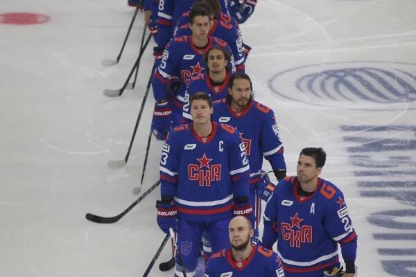 Ze sportovců užiteční idioti propagandy. Válečná rétorika se promítá i do ruského hokeje