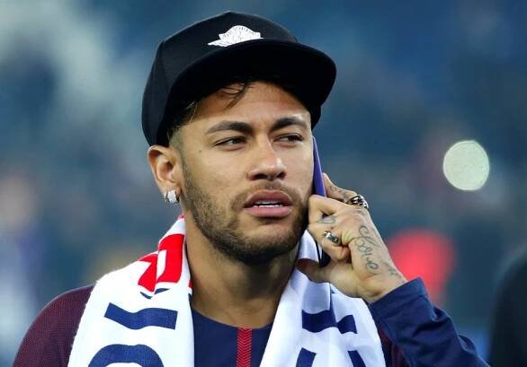 Neymar telefonoval hvězdě Realu Madrid. Chce ji získat do Paris Saint-Germain