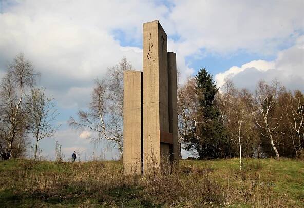 Partyzánský památník Na jedli