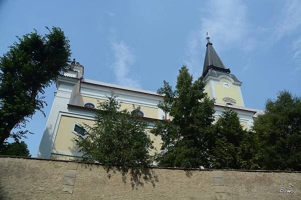 Kostel Všech svatých v Libochovicích – cokolivokoli.cz