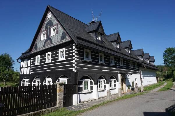 Soubor:Mařenice - čp. 28 (3).jpg – Wikipedie