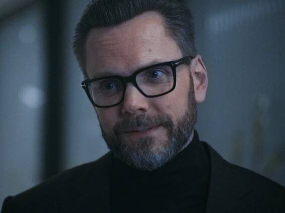 How Joel McHale Brought His ‘God-Given Talent’ for Playing Assholes to ‘The Bear’ Season 3