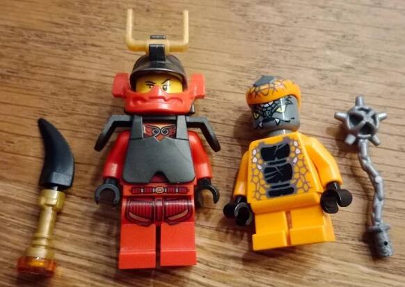 Figurka Ninjago Nya Snappa hadí lidé - Hračky