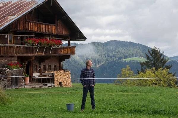 Doktor z hor: Nové příběhy - Velký chlad - 2. část (S13E10) (2020)
