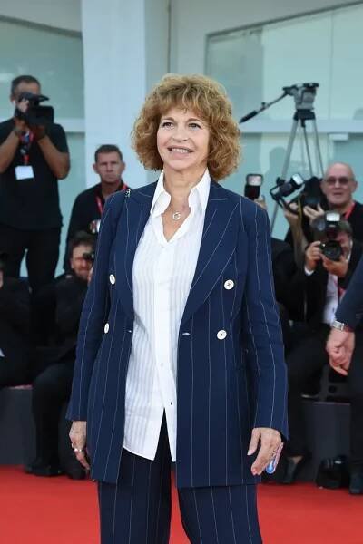 Anna Galiena has joined the Emily In Paris cast