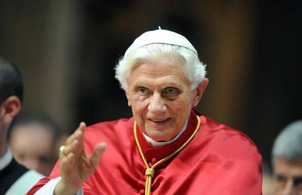 Emeritní papež Benedikt XVI. zemřel 31. prosince 2022.