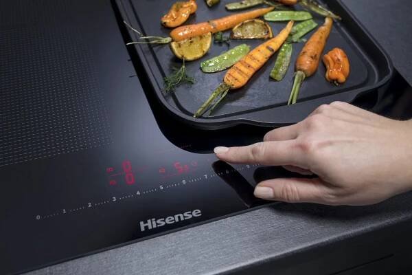 Indukční varná deska Hisense I6456CB, černá, dětský zámek