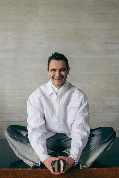 The White Lotus star Julian Kostov interview