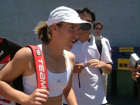 Soubor:JUSTINE HENIN (2714310623).jpg