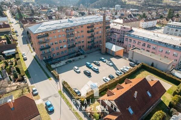 Prodej, prostorný byt 2+kk, CP 74 m² vč. balkonu a sklepa, Blansko ul. Hybešova | Realitní kancelář Blansko | prodej a pronájem