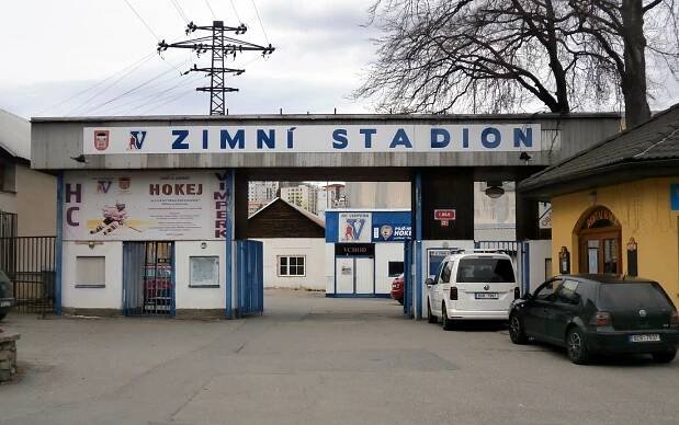 OBRAZEM: Brána zimního stadionu půjde k zemiZa krásnější Vimperk | Za krásnější Vimperk