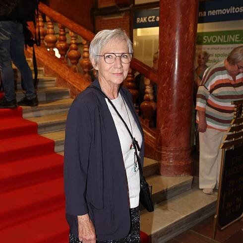 Herečka Dana Syslová: Směju se mužské blbosti, ale chlapy mám ráda - Expres.cz