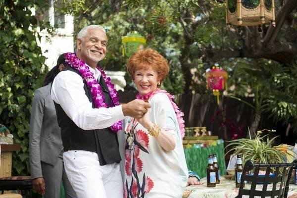 Ron Glass, Marion Ross - Closer: Nové případy - Není nad domov - Z filmu
