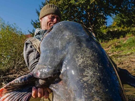 Sumec chycený ve vodách Vranovské přehrady měřil 264 centimetrů. Jakub Vágner tak posouvá český rekord