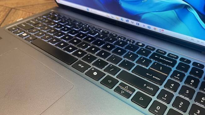Acer Swift Go 16