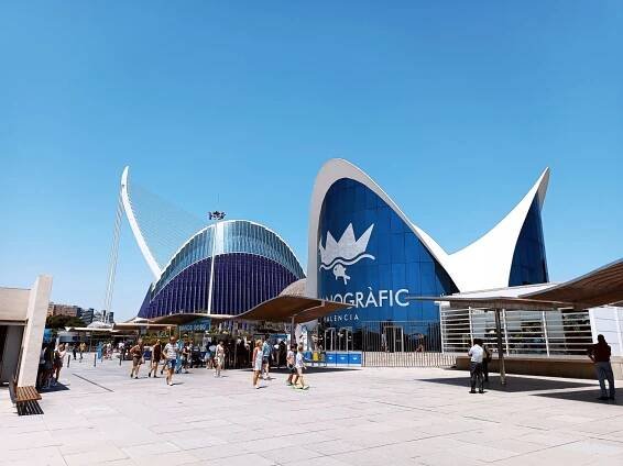 oceanografic agora caixaforum ciudad de las artes y las ciencias quatre carreres valencia