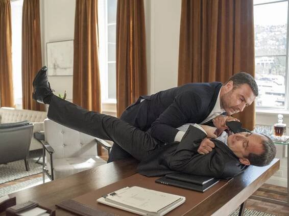 Ray Donovan - Sněhová vločka - Z filmu - Liev Schreiber, Peter Jacobson