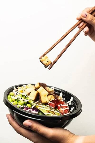 Poke i sushi frčí. SushiHub v Olomouci láká chutí i extra slevou - PR Deník