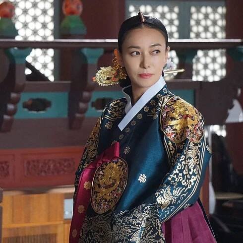 Jang Young Nam 32