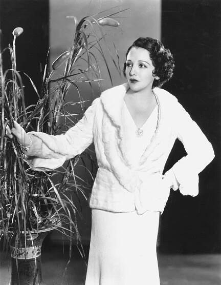 Dress - 20th Century, Fashion, Styles | Britannica