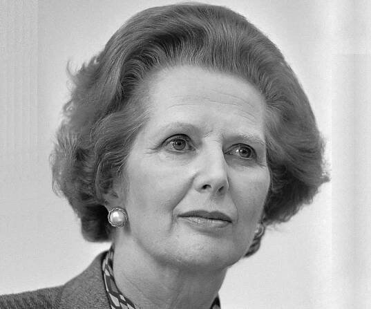 Margaret Thatcher Biography - Childhood, Life Achievements & Timeline