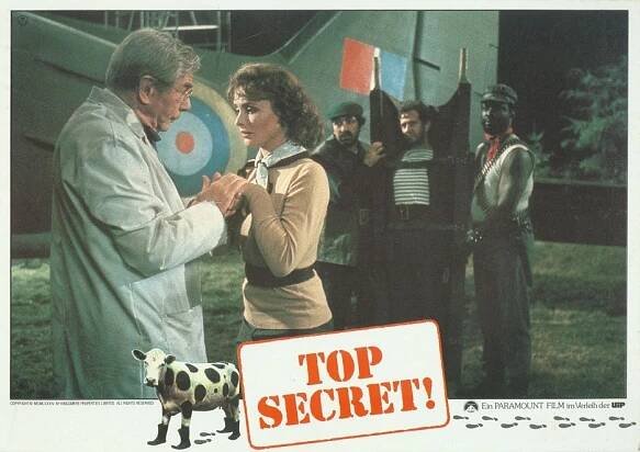 Michael Gough, Lucy Gutteridge, Jim Carter, Eddie Tagoe - Přísně tajné! - Fotosky