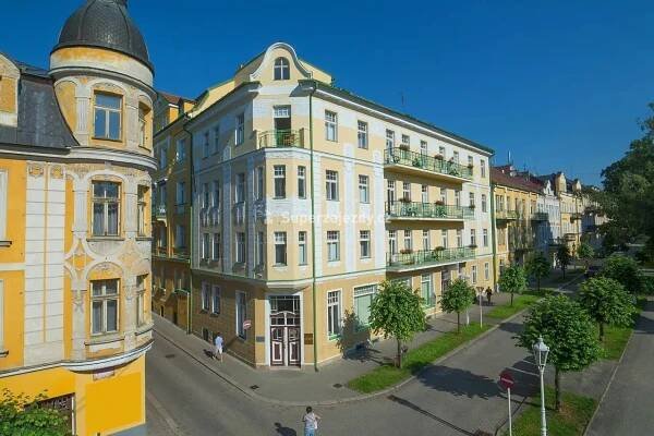 LÁZEŇSKÝ HOTEL ROYAL FRANTIŠKOVY LÁZNĚ - Česká Republika - Západočeské lázně - Františkovy Lázně | Superzajezdy.cz