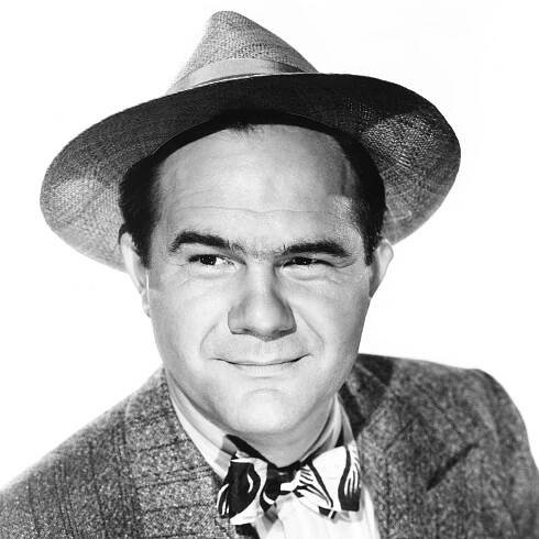 Watch Scarlet Street (1945) Full Movie Free Online - Plex