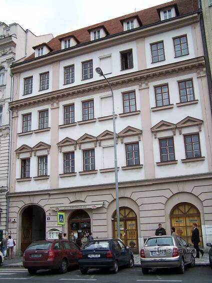 Praha - Karlovo nám. 31, Malá... - Dům, budova